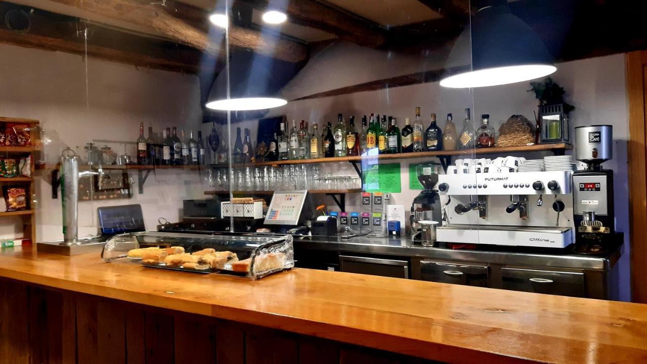 Hostal-Cicloturismo Lopenea Лейса Экстерьер фото