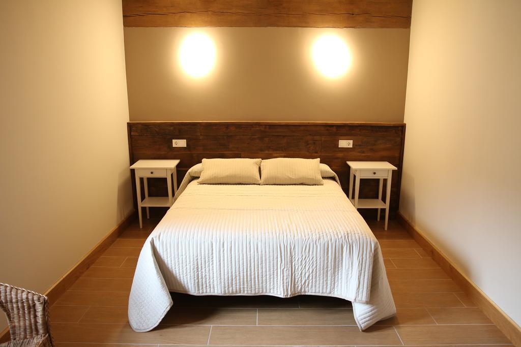 Hostal-Cicloturismo Lopenea Лейса Номер фото