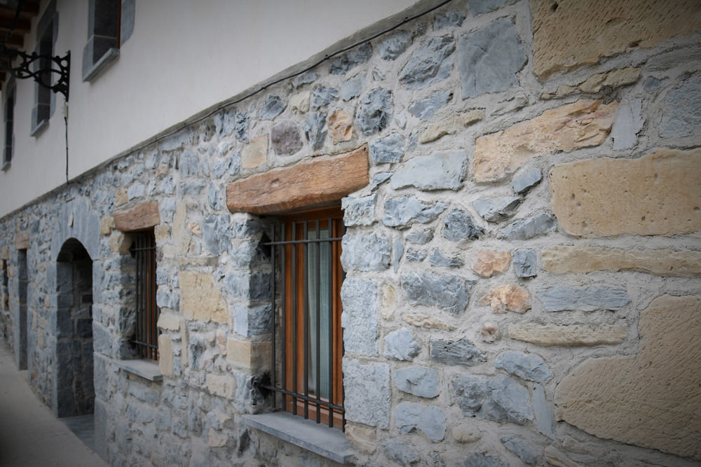 Hostal-Cicloturismo Lopenea Лейса Экстерьер фото