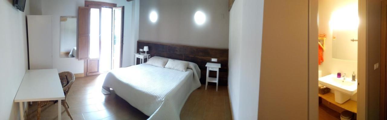 Hostal-Cicloturismo Lopenea Лейса Экстерьер фото