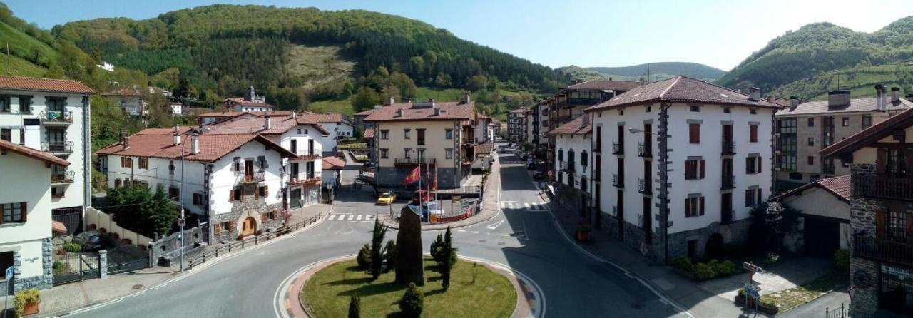 Hostal-Cicloturismo Lopenea Лейса Экстерьер фото